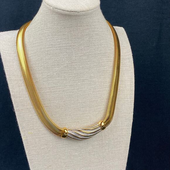 Vintage Burberrys Tubogas Omega Chain Heavy Wide Collar Necklace Gold Plated - Picture 3 of 8